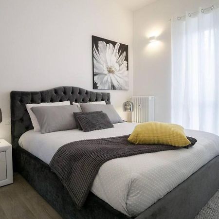 Splendido Dpto Con 2 Letti E 2 Bagni Ad Asti Italy Apartment Екстериор снимка
